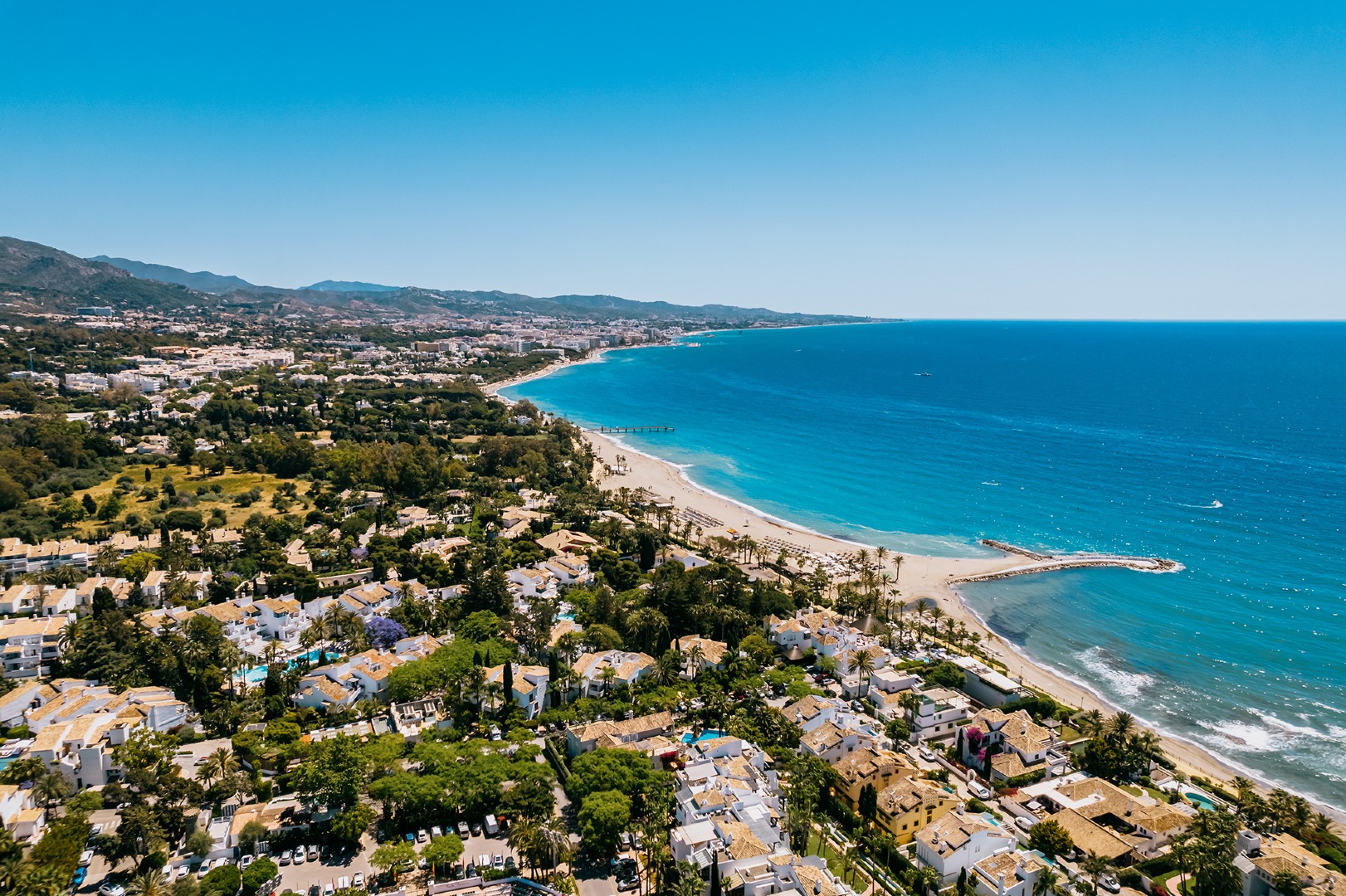 Marbella’s Golden Mile: The Epitome of Luxury on the Costa del Sol