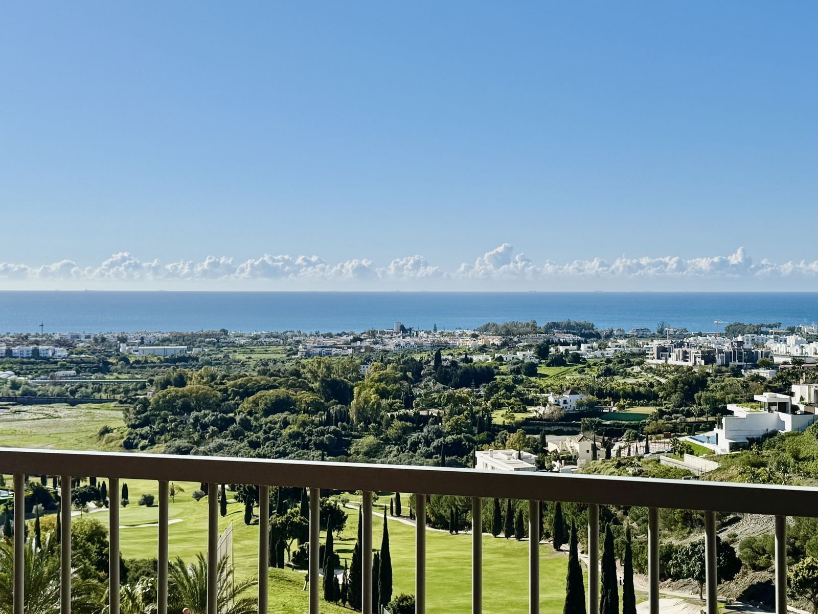 Luxury Apartment in Estepona