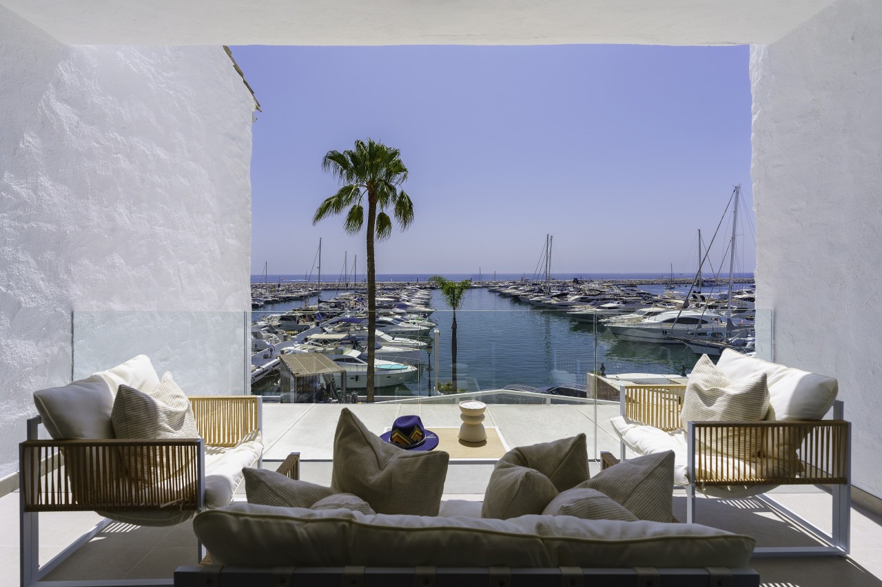 Puerto Banus Marbella Front Line