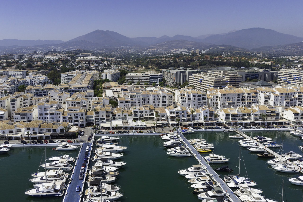 Puerto Banus Marbella Front Line