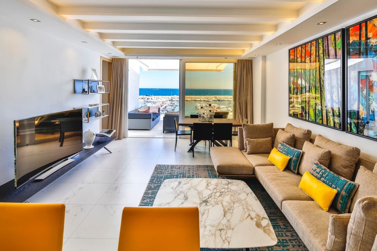 *Luxury Selection* Puerto Banus Front Line