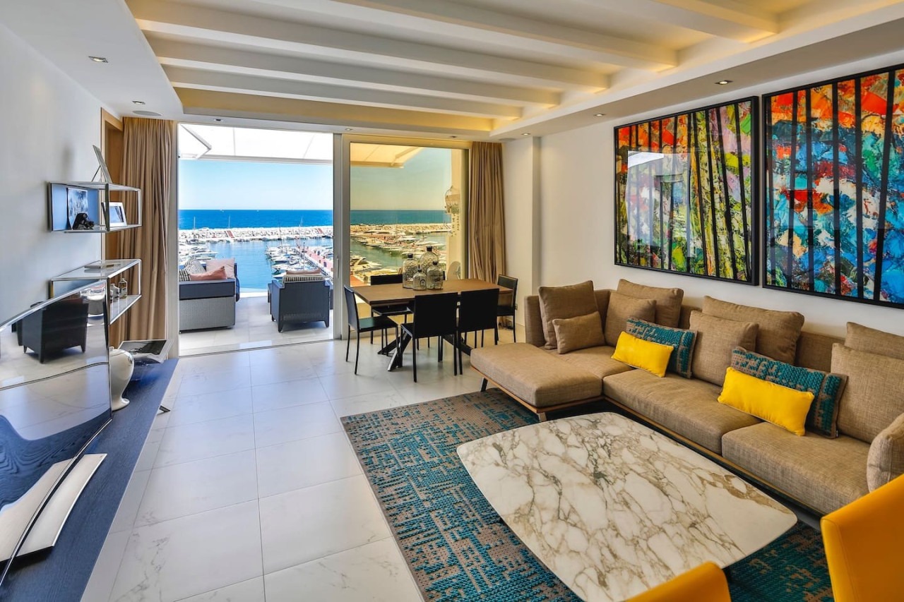 *Luxury Selection* Puerto Banus Front Line