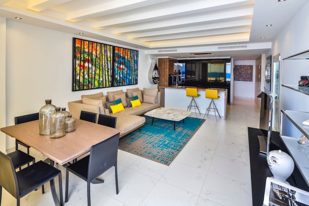 *Luxury Selection* Puerto Banus Front Line