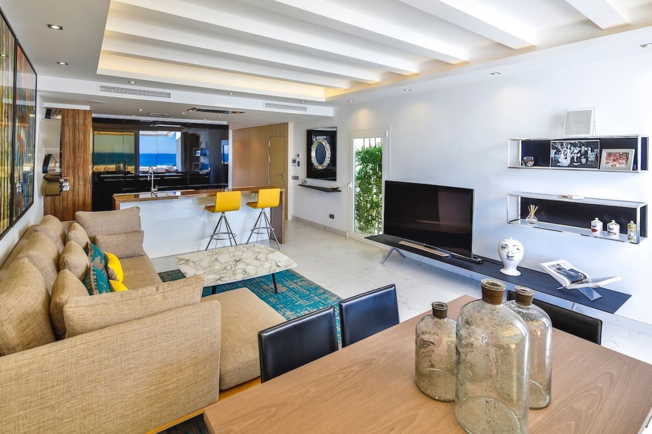 *Luxury Selection* Puerto Banus Front Line
