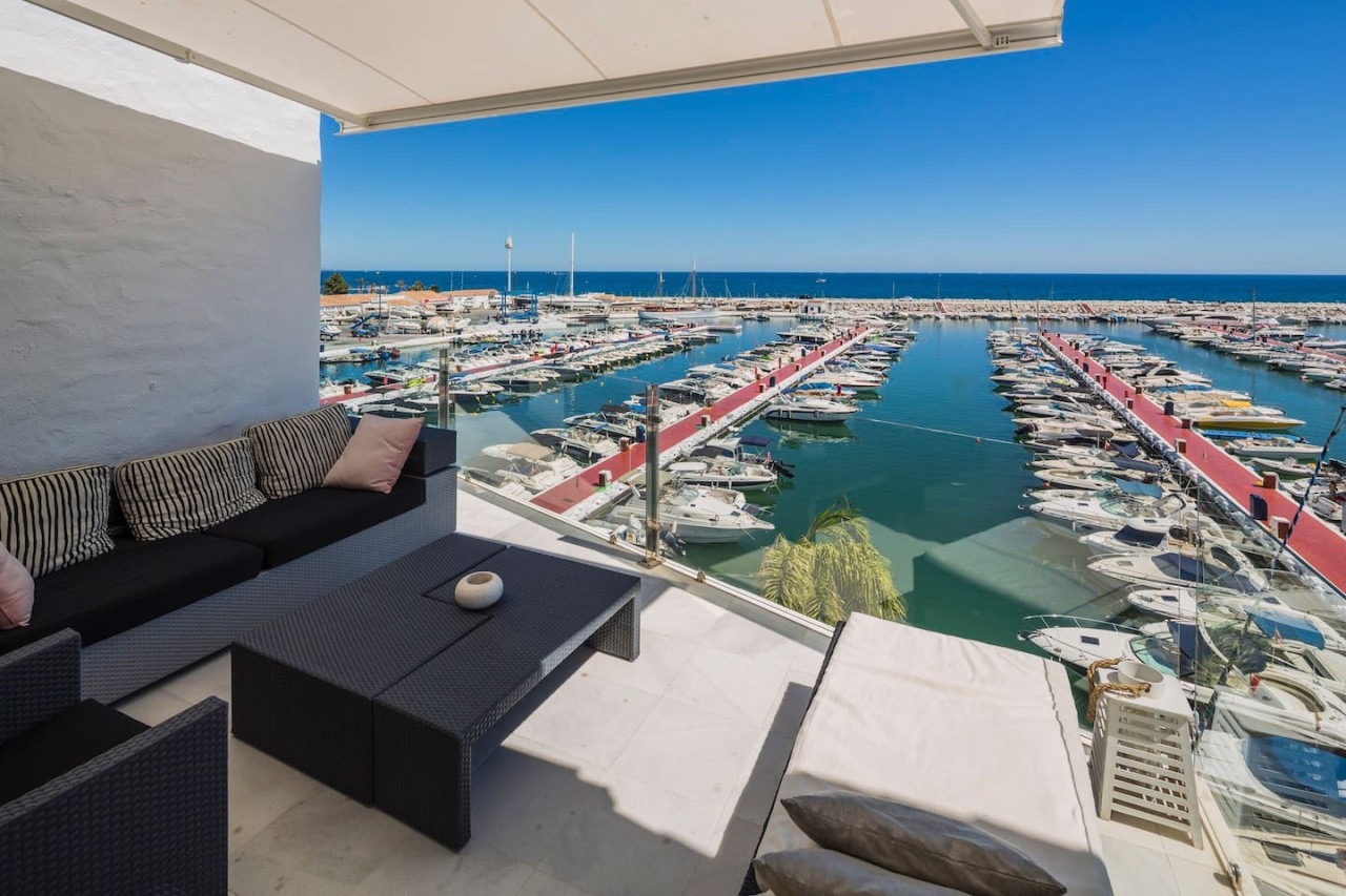 *Luxury Selection* Puerto Banus Front Line