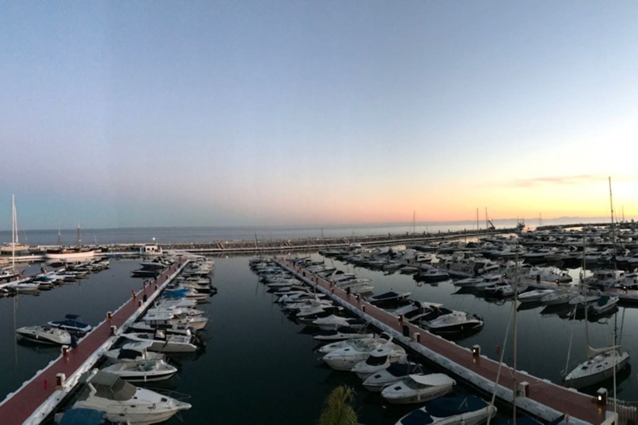 *Luxury Selection* Puerto Banus Front Line