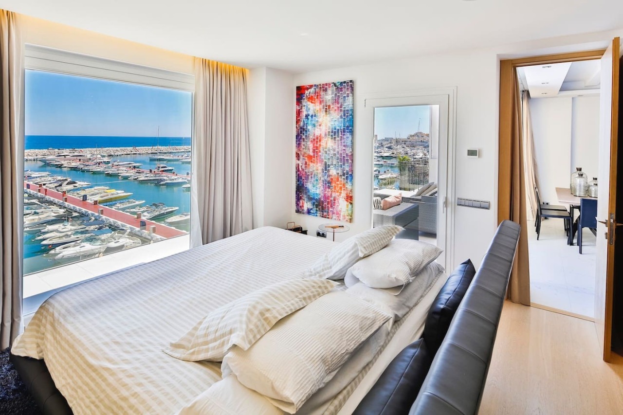 *Luxury Selection* Puerto Banus Front Line