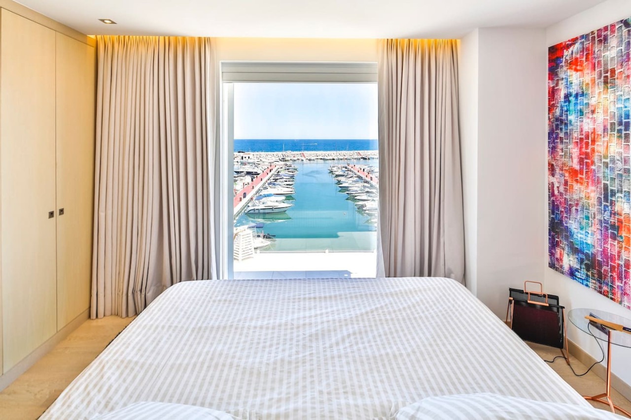 *Luxury Selection* Puerto Banus Front Line