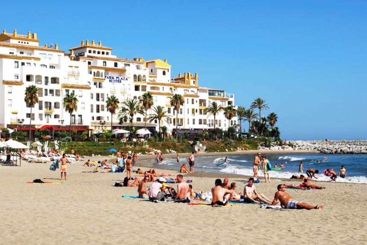 *Luxury Selection* Puerto Banus Front Line