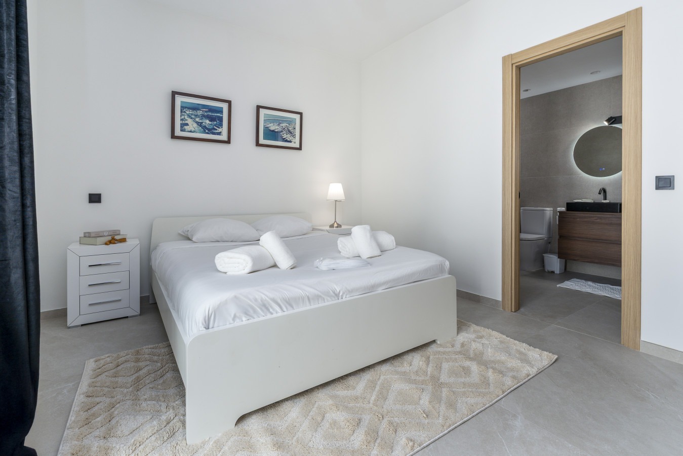 *Fully Renovated* Puerto Banus Marbella Front Line Penthouse