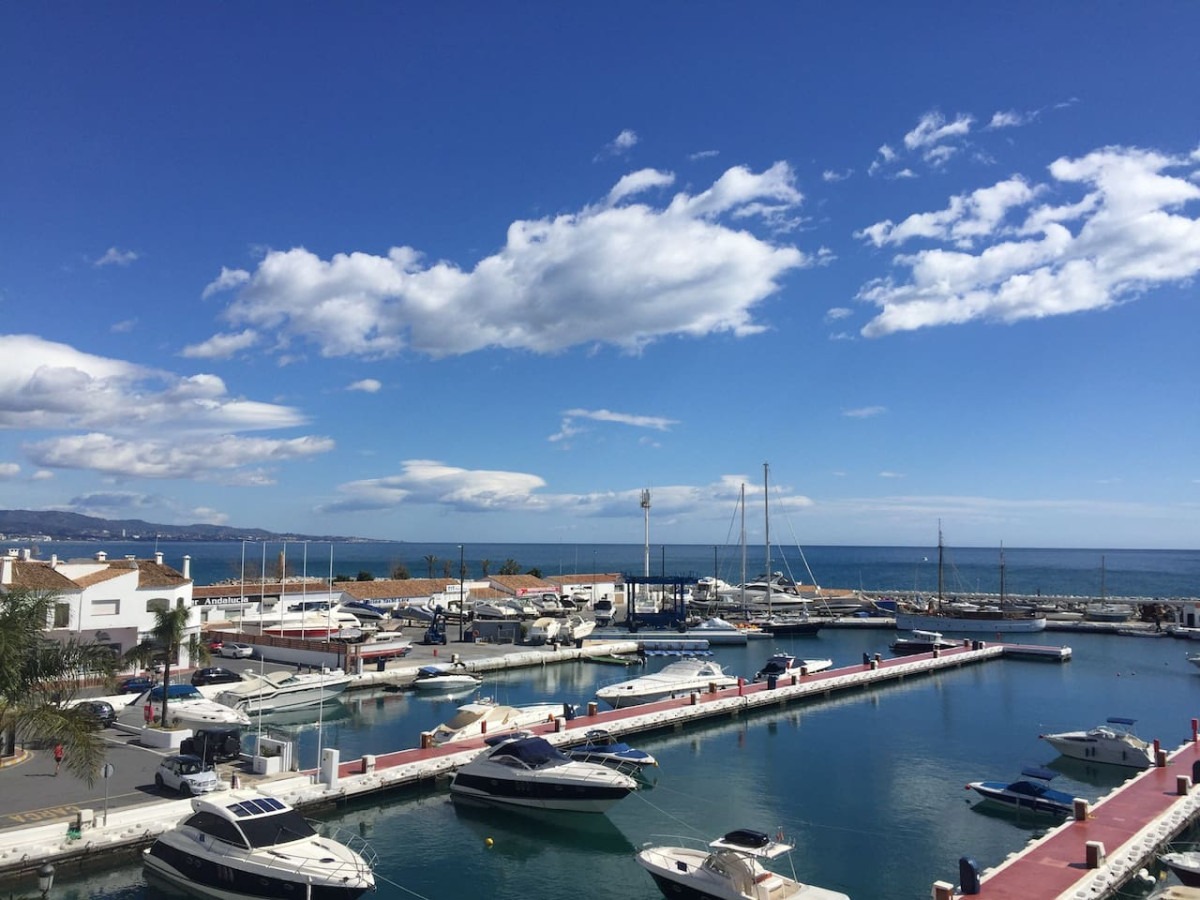 Puerto Banus Marbella Front Line 270 meters