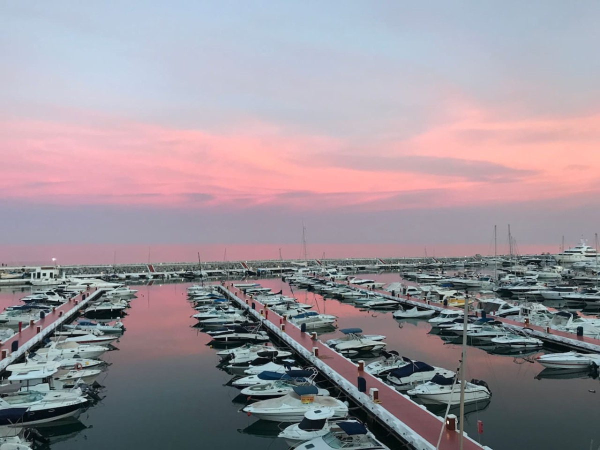 Puerto Banus Marbella Front Line 270 meters