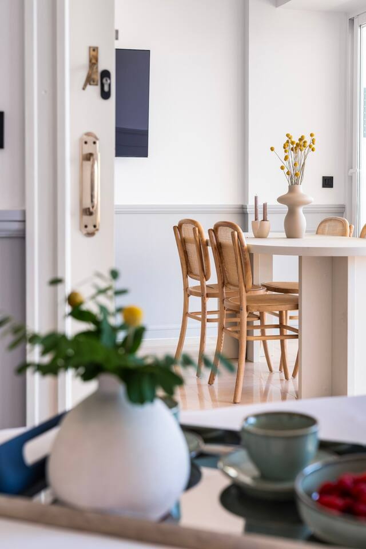 Stunning Renovated 2 Bedroom