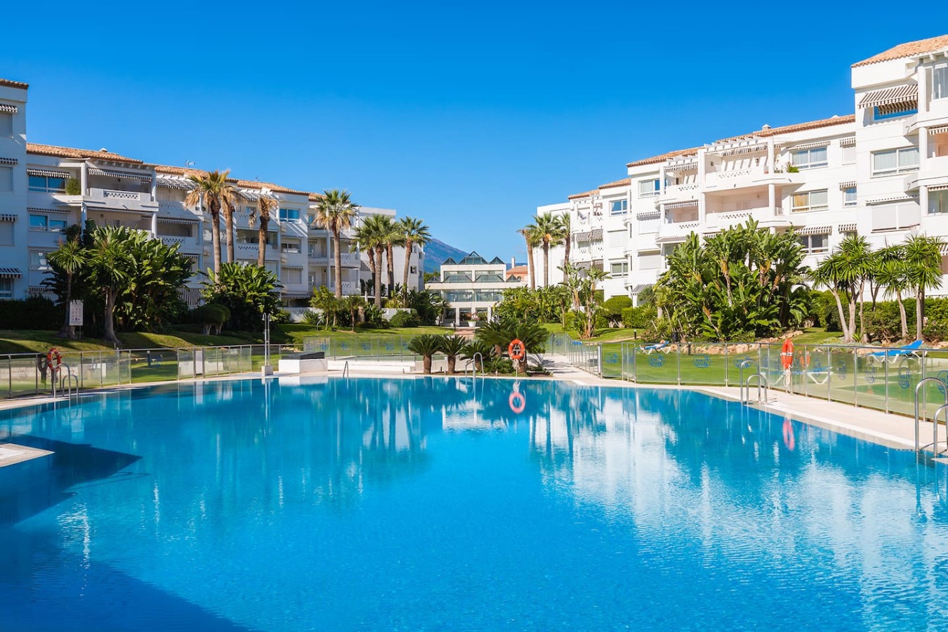 Front Line Beach Playa Rocio Puerto Banus
