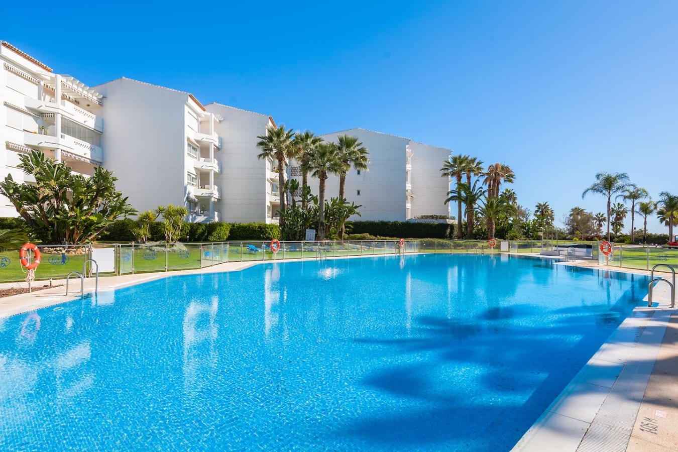 Front Line Beach Playa Rocio Puerto Banus
