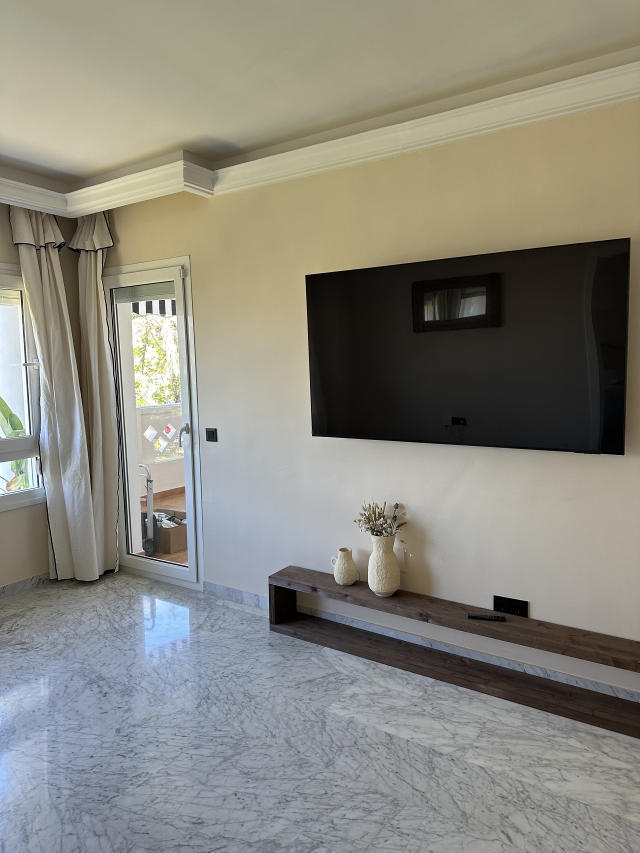 Front Line Beach Playa Rocio Puerto Banus