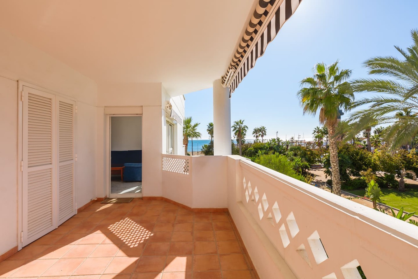Front Line Beach Playa Rocio Puerto Banus